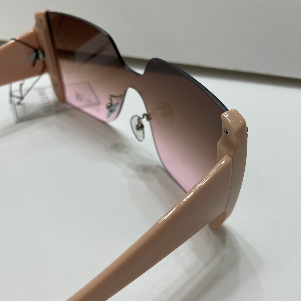 Pink diamonds inspired luxury sunglasses - Picture 7 of 9